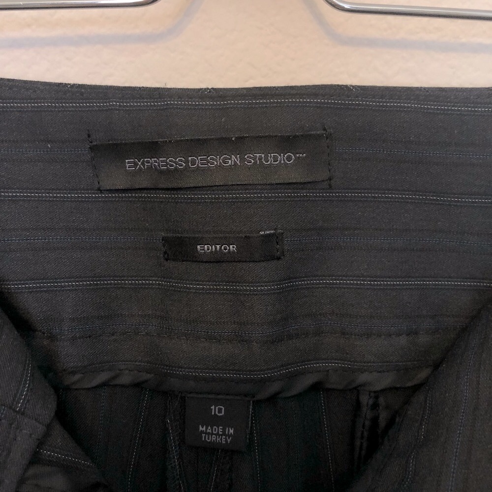 Express pants - Picture 4 of 6